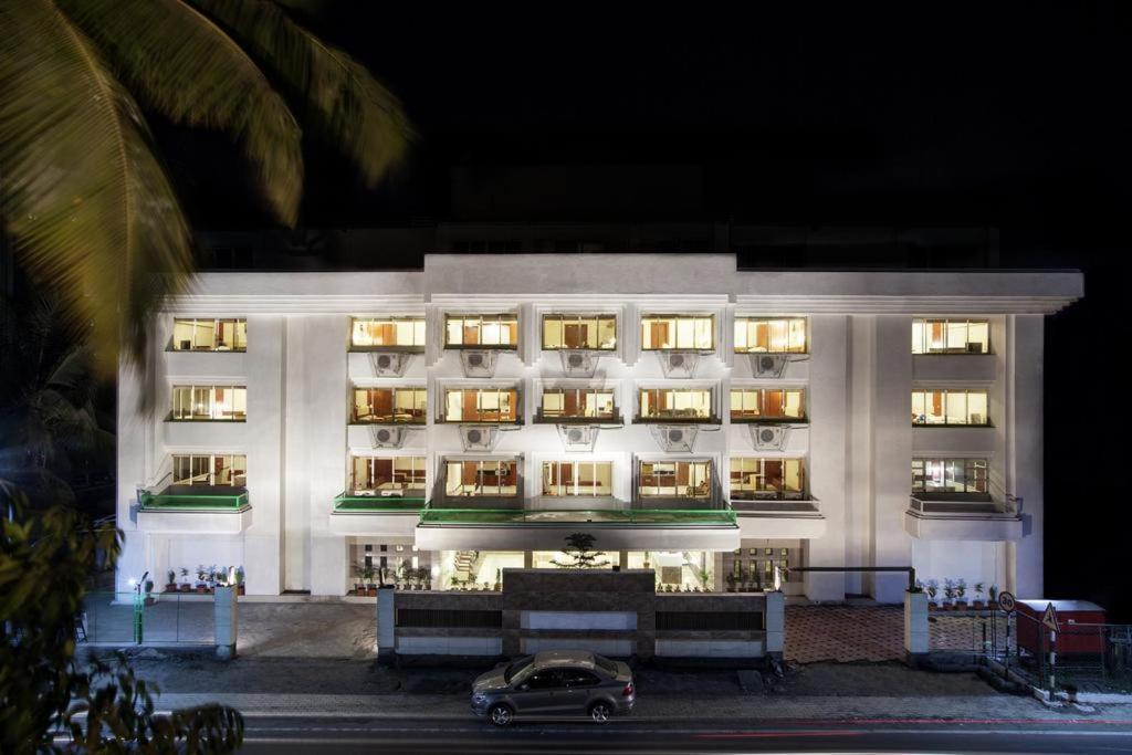 Presidency Landmark Daman Exterior photo