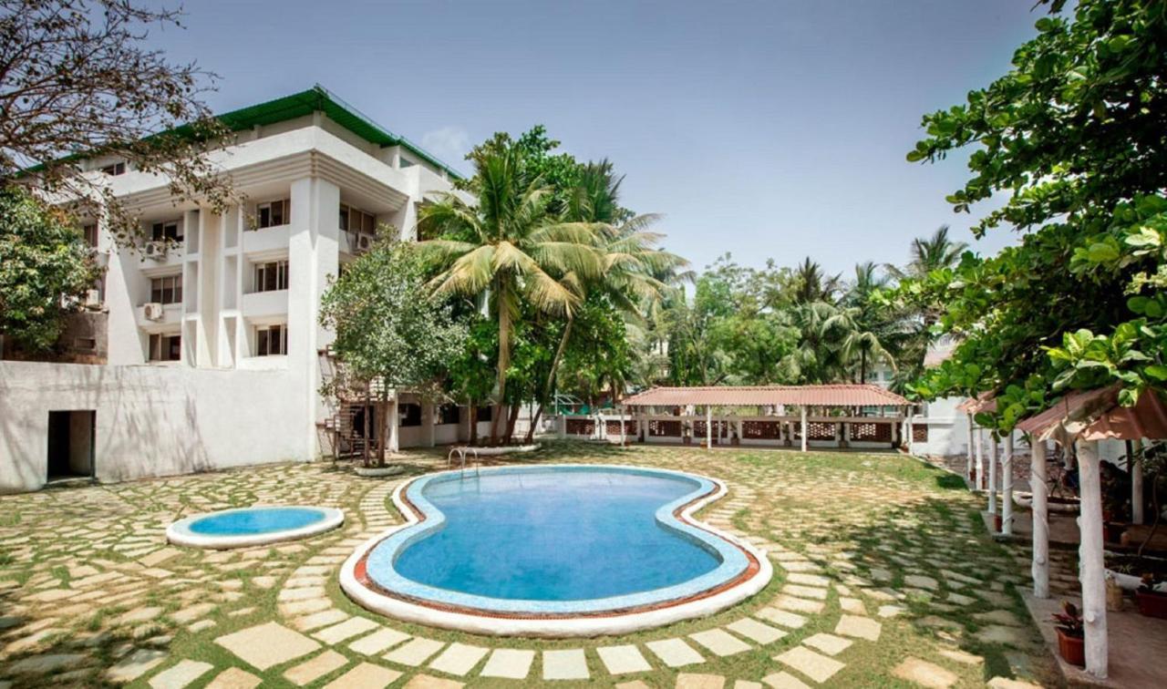 Presidency Landmark Daman Exterior photo